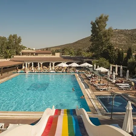 منتجع Pigale Family Club 3*