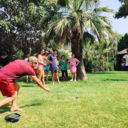 אתר נופש Pigale Family Club 3*