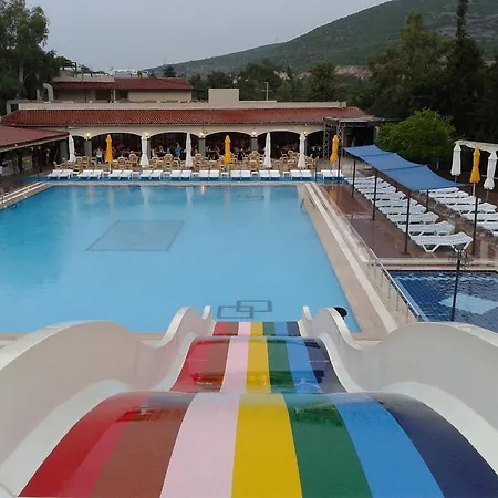 Курортный комплекс Pigale Family Club Кушадасы