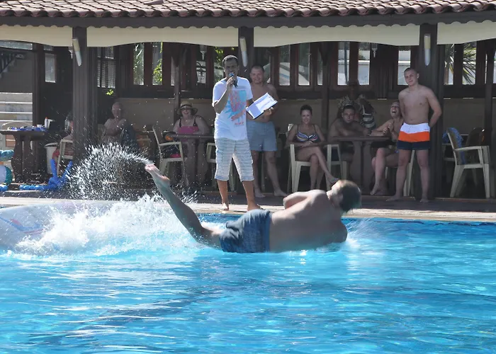 Pigale Family Club 3* Kuşadası