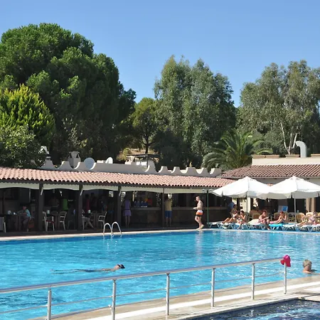 Θέρετρο Pigale Family Club 3*