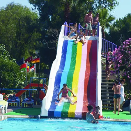 Θέρετρο Pigale Family Club 3*
