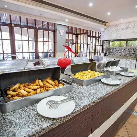 Pigale Family Club 3* Kusadası