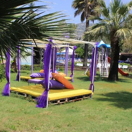 Θέρετρο Pigale Family Club