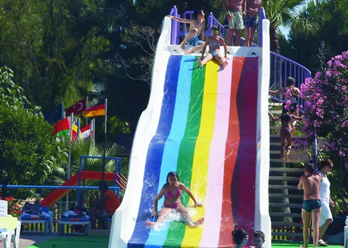 Complex Pigale Family Club 3*